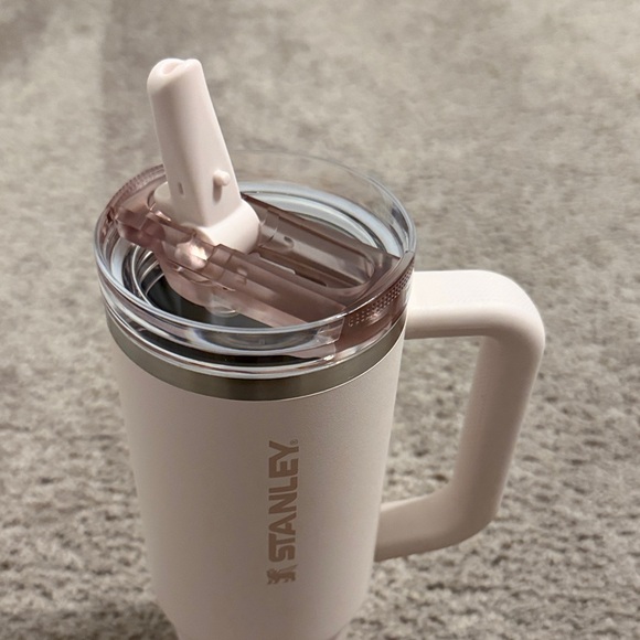 Stanley Cream Travel Mug with Handle - Picture 2 of 3